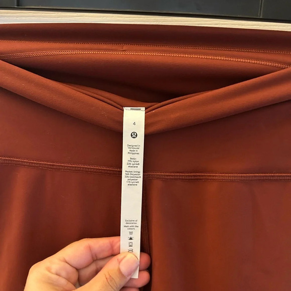 Lululemon Wunder Train High-Rise Tight 25"
Dark Terracotta - Picture 8 of 9